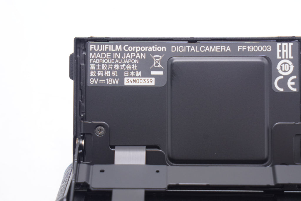 Fujifilm X100VSIL-00359 X100 V Compact Digital Camera (Silver), Used